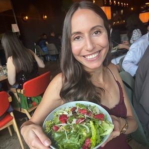 Meet your Posher, Lauren